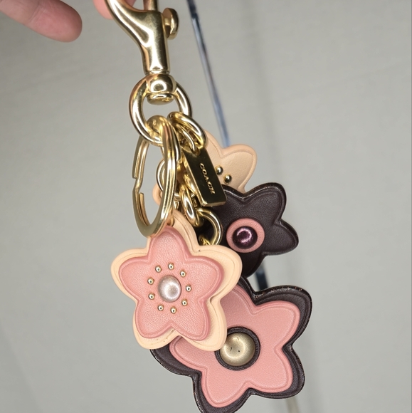 Coach Wildflower Floral Leather Bag Charm Key Chain - Picture 4 of 6